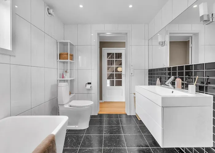 Beautiful Center House