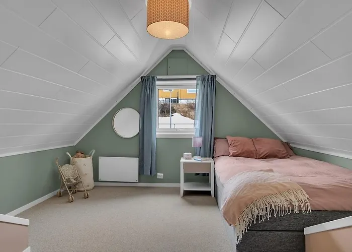 Beautiful Center House